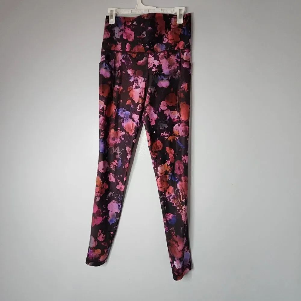 Athleta Salutation Stash Pocket Dappled Bloom Floral Leggings, Multi. Size XS